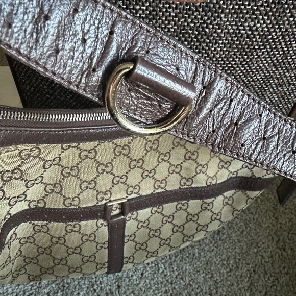 Gucci Beige and Brown Shoulder Bag - Picture 15 of 16
